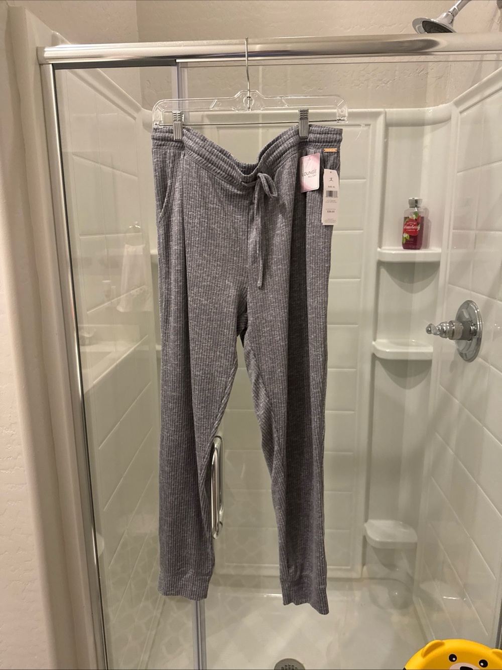 Women’s Gray Ribbed Lounge Pants danskin